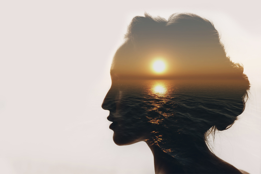 multiple-exposure-sunrise-and-sea-inside-woman; Vertraue deiner Intuition; Bauchgefühl; Intuition